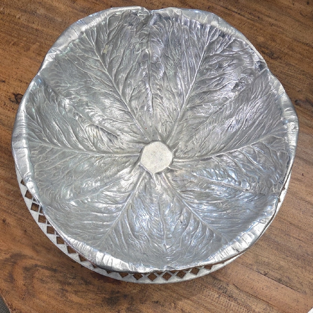 Decorative Silver Leaf Pattern Serving Bowl - Home Dining